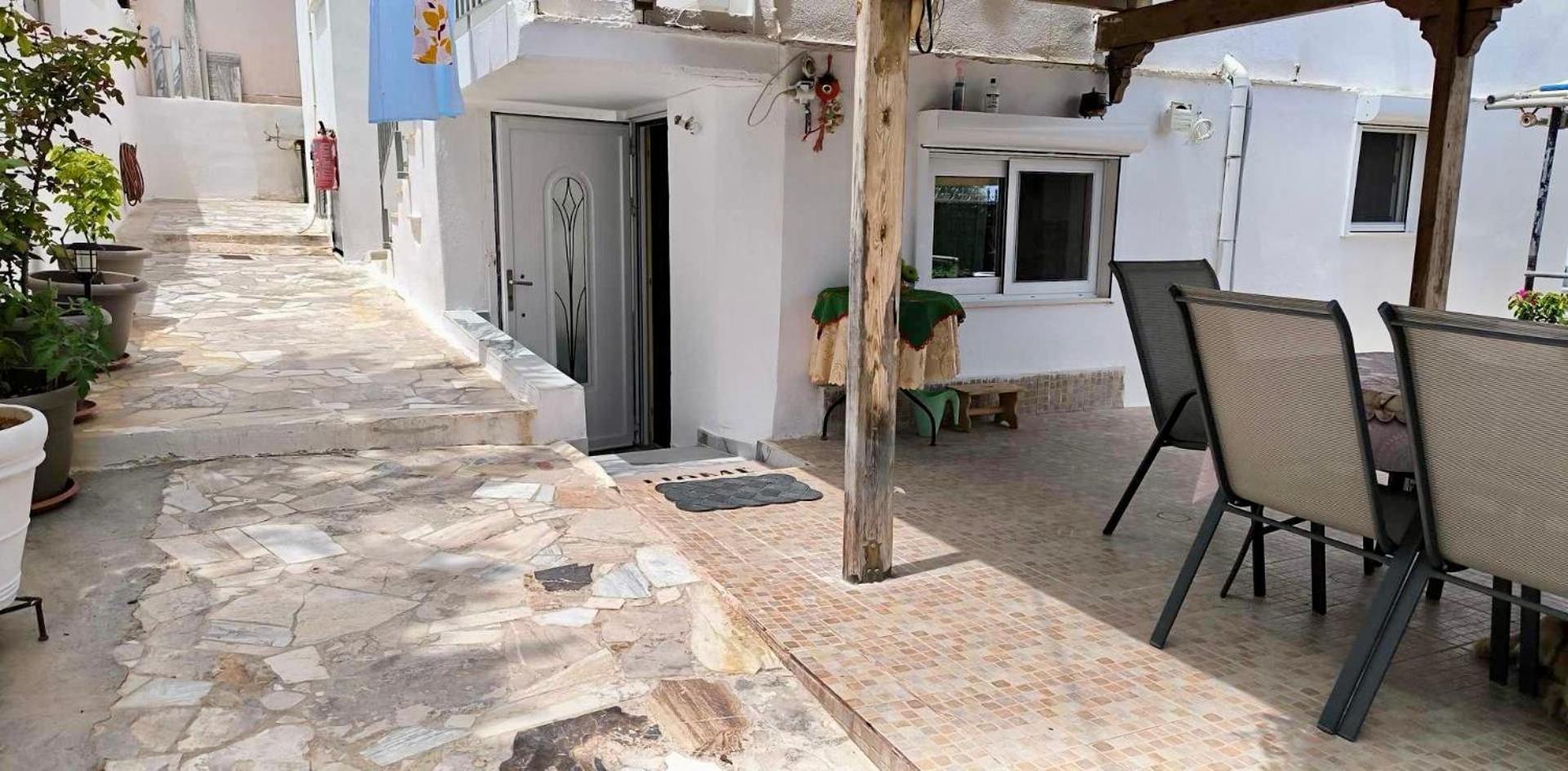 Sofia'S Seaview Villa Near Airport And Beach 아르테미다 외부 사진