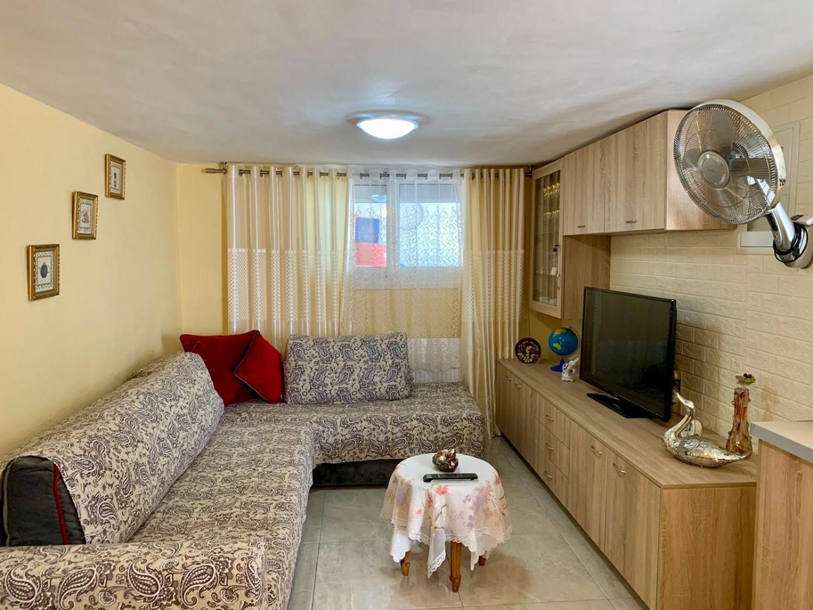 Sofia'S Seaview Villa Near Airport And Beach 아르테미다 외부 사진