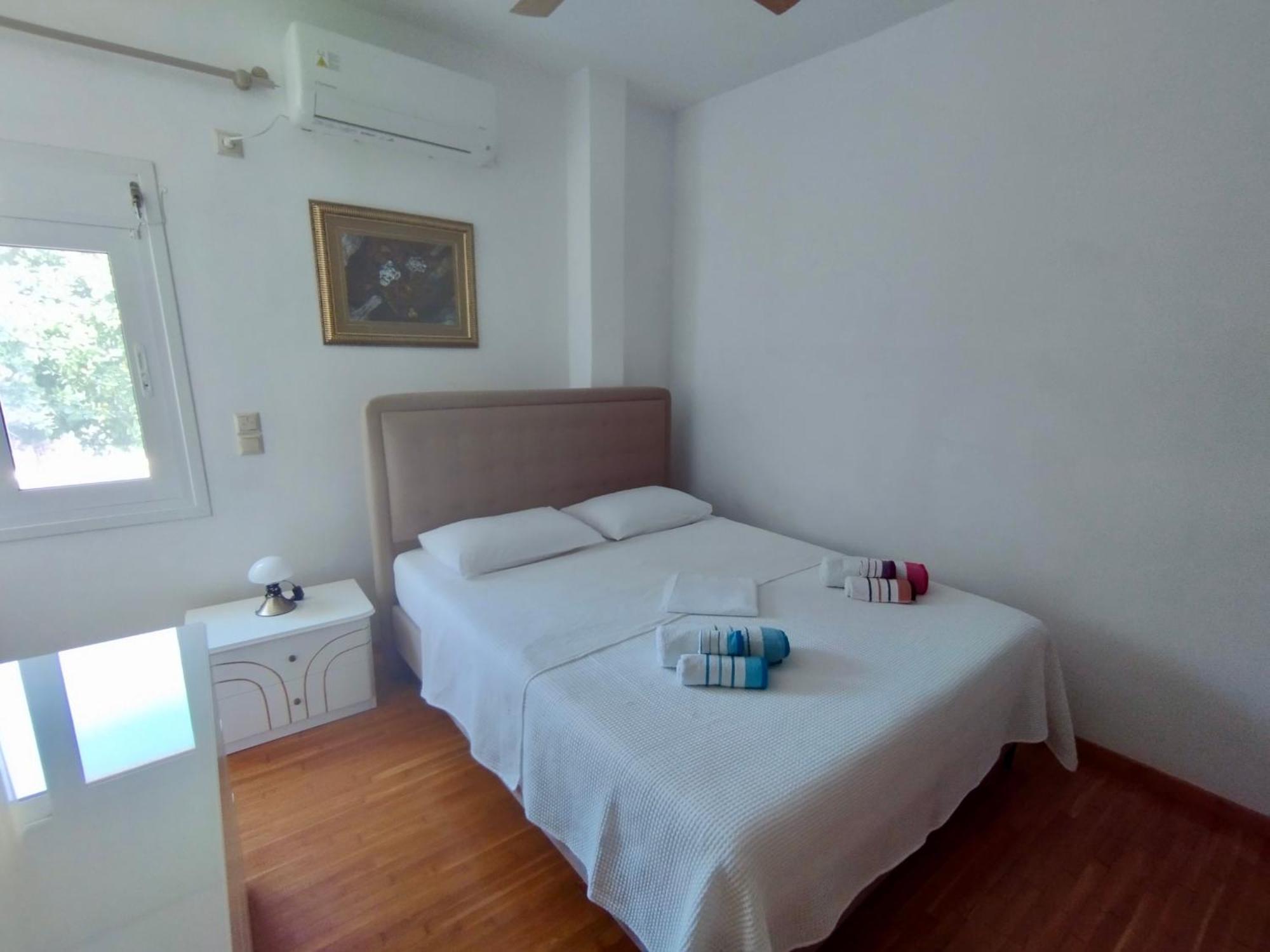 Sofia'S Seaview Villa Near Airport And Beach 아르테미다 외부 사진